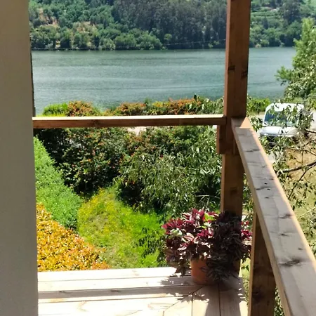 Private Pool Douro River View Dağ evi *