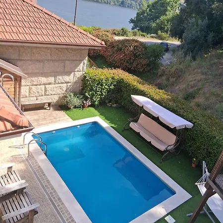 Private Pool Douro River View Baião
